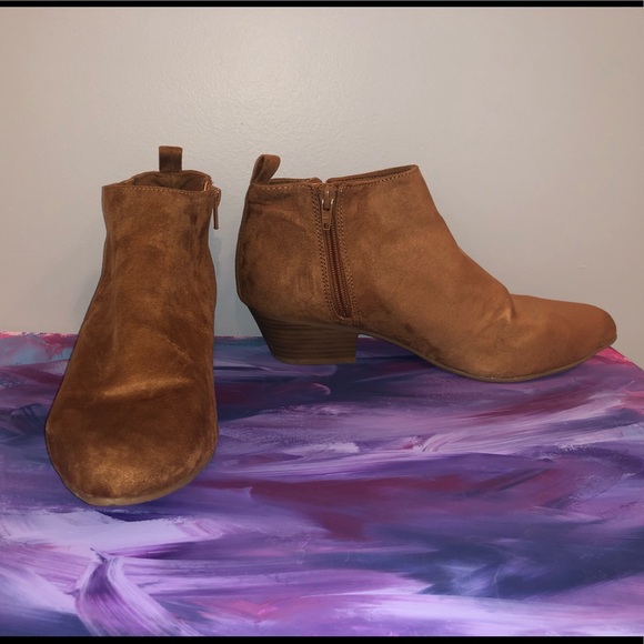 comfortable suede boots